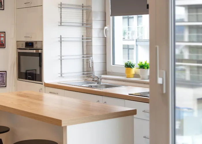 Nowoczesny Apartament Szyndzielnia No 26 I Balkon I Kort Tenisowy I 4 Os 비엘스코-비아와